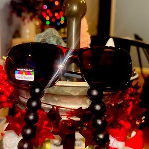 Men’s sunglasses with polarized technology